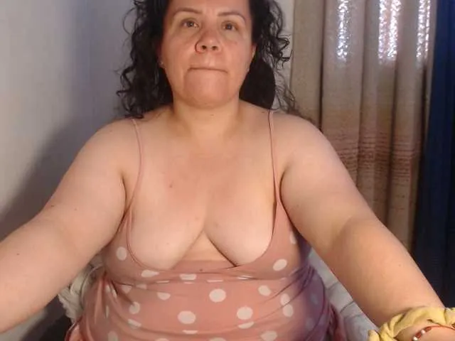 Live sex webcam photo for agathamiller #293679952