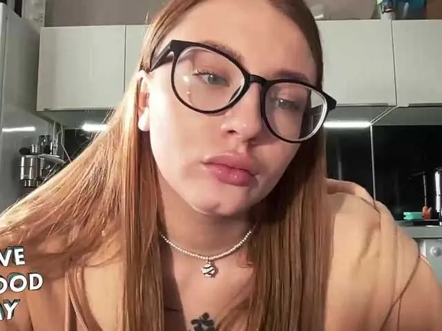 Live sex webcam photo for agentmary #277130329