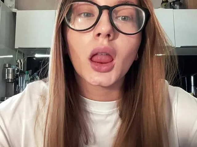 Live sex webcam photo for agentmary #277879855