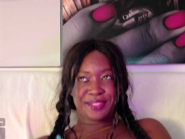 Live sex webcam photo for aidaadams #291624257