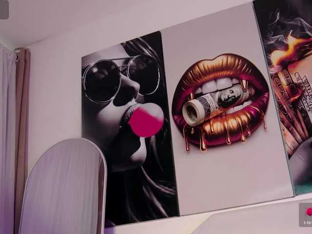 Live sex webcam photo for aidaadams #291662588