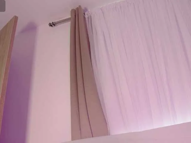 Live sex webcam photo for aidaadams #291804866