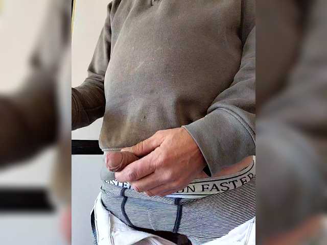 Live sex webcam photo for aiito02 #291276641