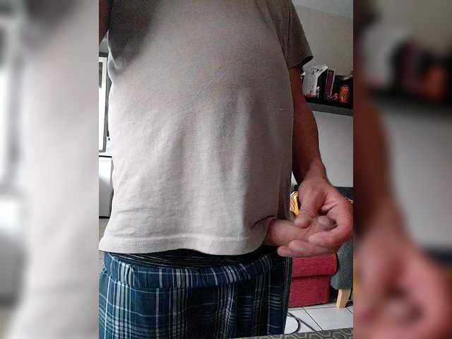 Live sex webcam photo for aiito02 #291691884