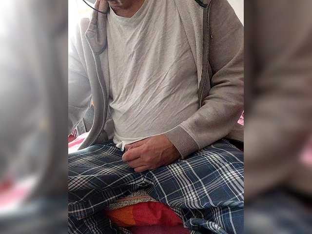 Live sex webcam photo for aiito02 #291809909