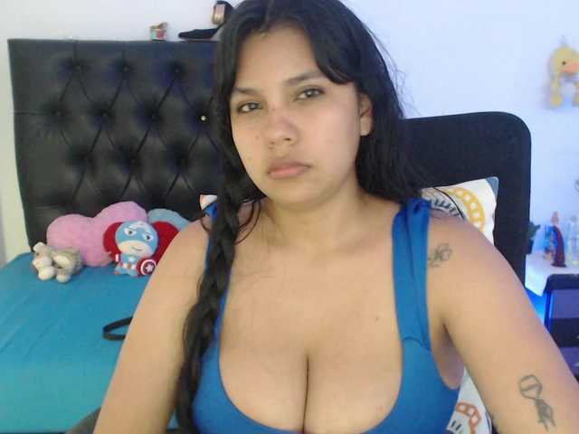 Live sex webcam photo for ainhoa-caluchi #289133494