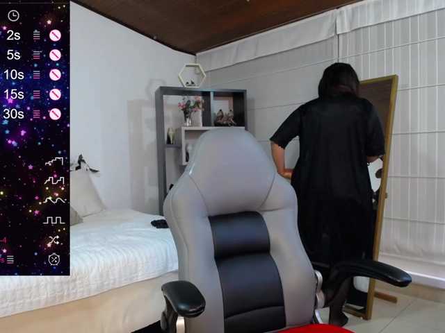 Live sex webcam photo for aisha-collins #276200006