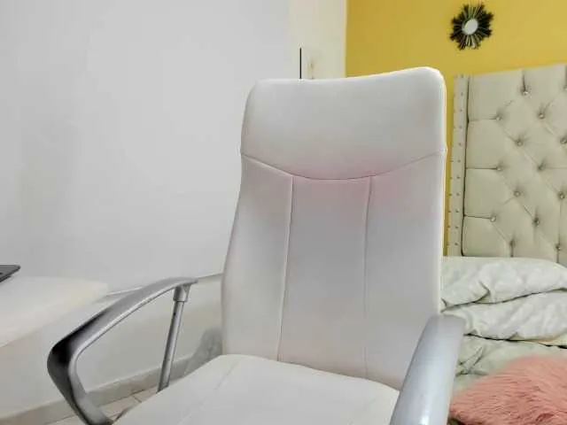 Live sex webcam photo for aisha-sweetme #271868889