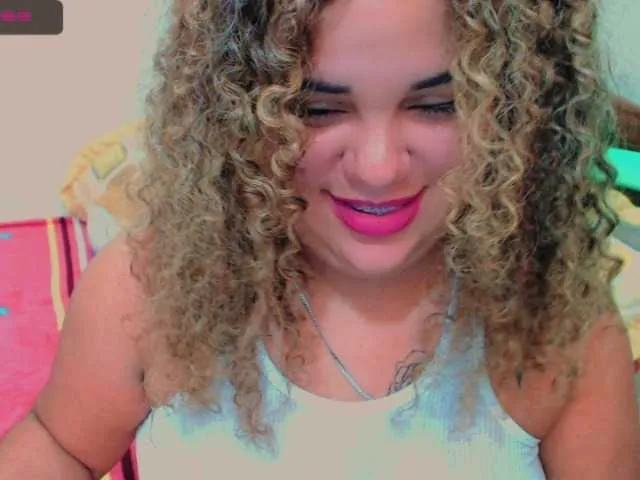 Live sex webcam photo for aishaaovit #273133533