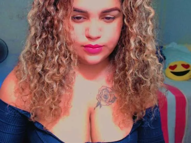 Live sex webcam photo for aishaaovit #273893129