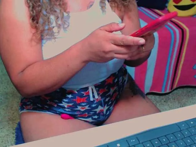 Live sex webcam photo for aishaaovit #273953038