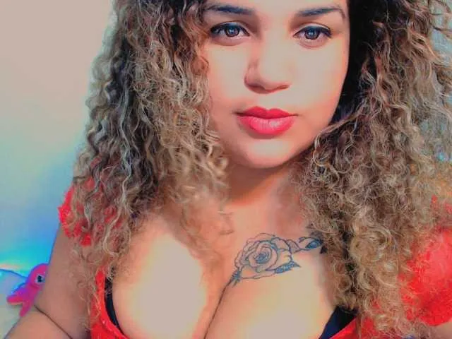 Live sex webcam photo for aishaaovit #274527778