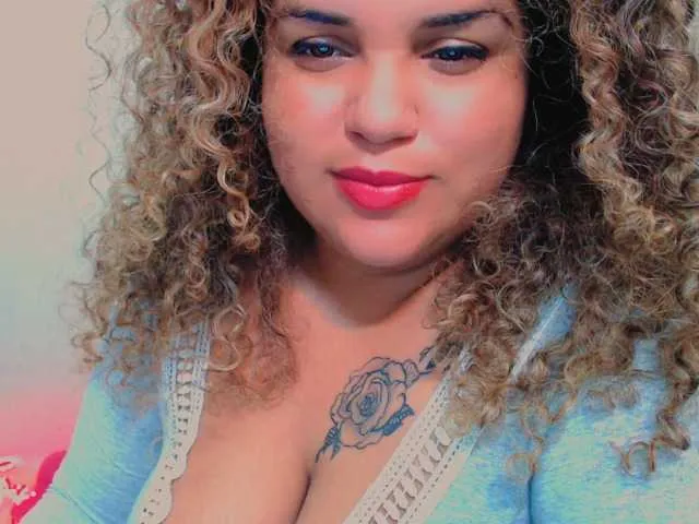 Live sex webcam photo for aishaaovit #274741958