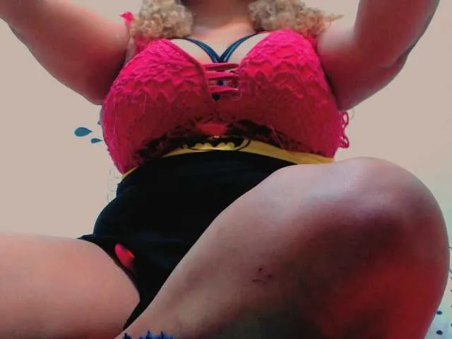 Live sex webcam photo for aishaaovit #275154769