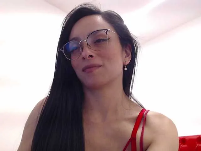 Live sex webcam photo for alanaa2 #275465712