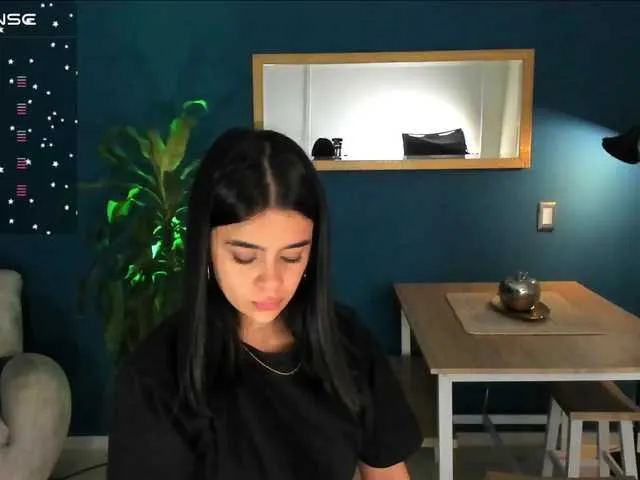Live sex webcam photo for alanasmiith1 #278143693