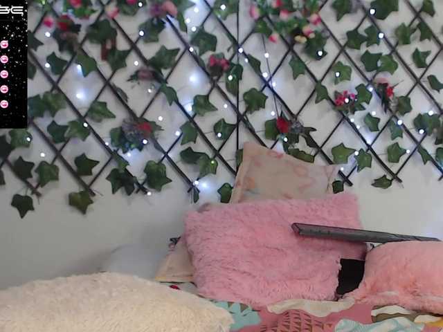 Live sex webcam photo for alanawilliams #272198010