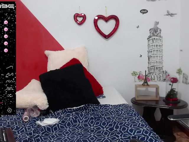 Live sex webcam photo for alanawilliams #272234558