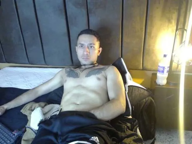 Live sex webcam photo for alas-doradas #276036839