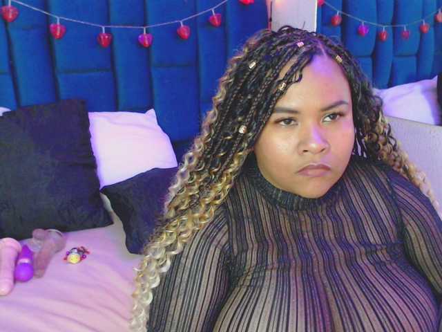 Live sex webcam photo for albasex10 #290649149