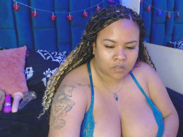 Live sex webcam photo for albasex10 #290704175