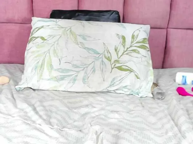 Live sex webcam photo for ale-evanz #275957708