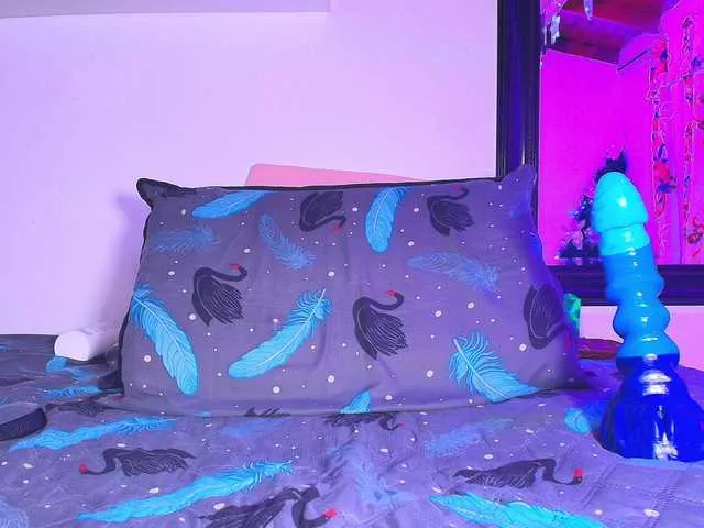 Live sex webcam photo for ale-evanz #290241686