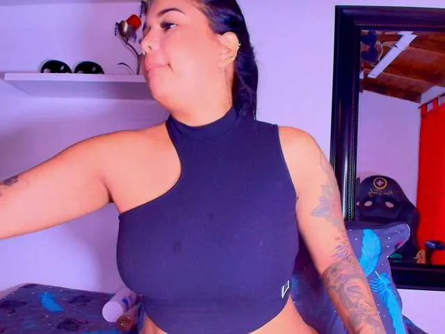 Live sex webcam photo for ale-evanz #290567244