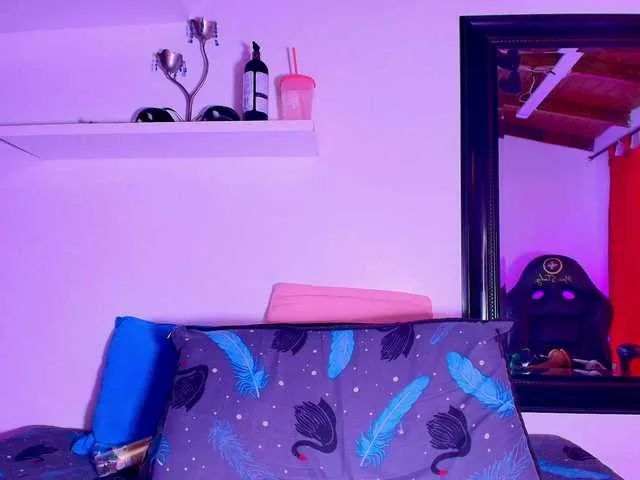 Live sex webcam photo for ale-evanz #290757026