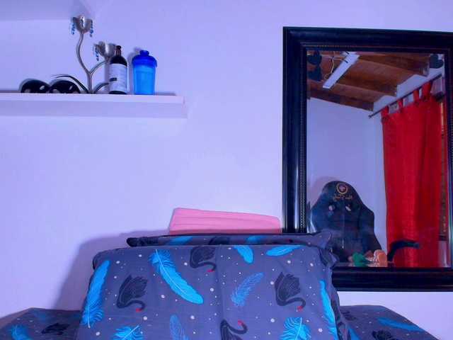 Live sex webcam photo for ale-evanz #291069676