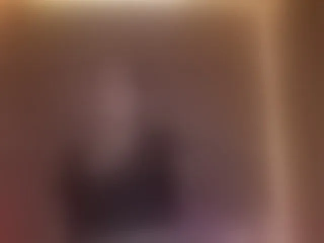 Live sex webcam photo for ale-evanz #294190967