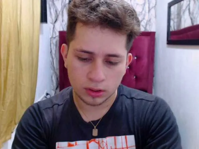 Live sex webcam photo for alec-thobias #273505931