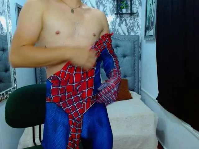 Live sex webcam photo for alec-thobias #274118680
