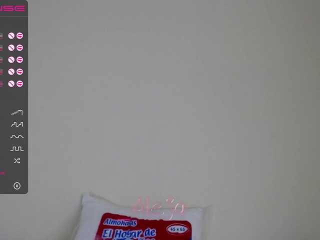 Live sex webcam photo for aleja-sexy #272536682