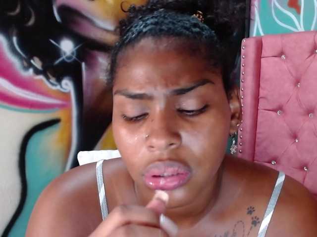 Live sex webcam photo for aleja-sexy #273841168