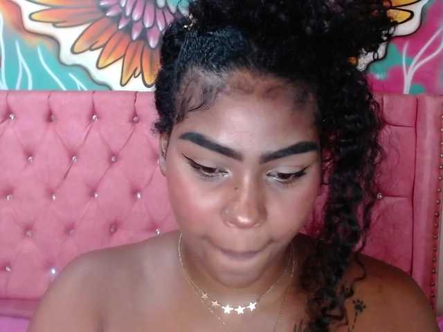 Live sex webcam photo for aleja-sexy #274511771