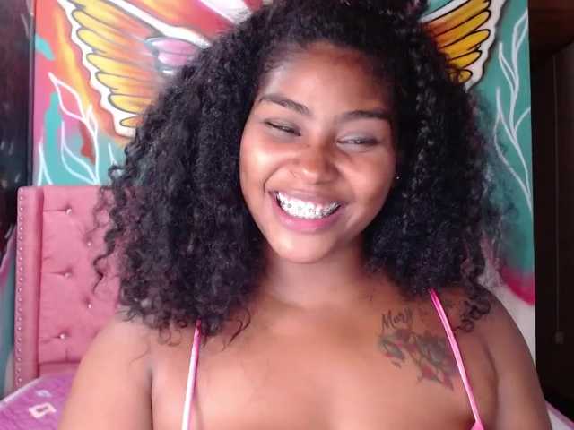 Live sex webcam photo for aleja-sexy #274538084