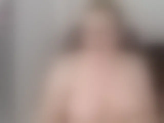 Live sex webcam photo for alejandramilf #292523732
