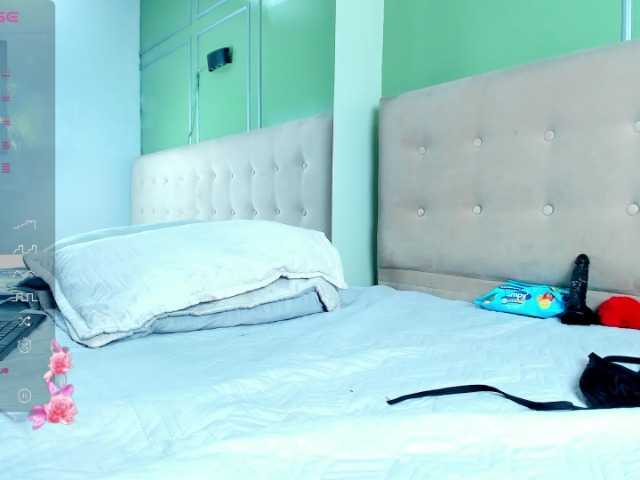 Live sex webcam photo for alejilla-miia #278212065