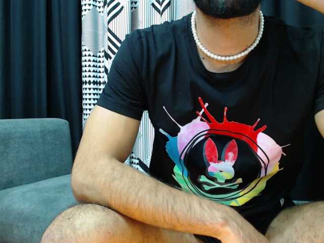 Live sex webcam photo for alejo726 #274264791