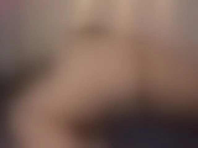 Live sex webcam photo for alessa-wells #293463514
