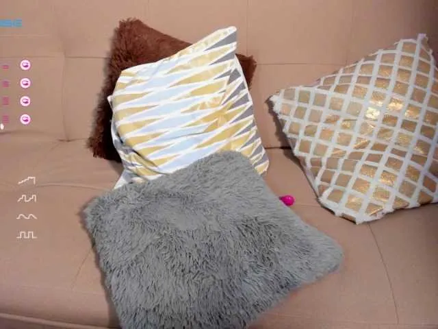 Live sex webcam photo for alessia20 #276679510