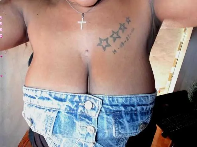 Live sex webcam photo for alessia20 #277606617