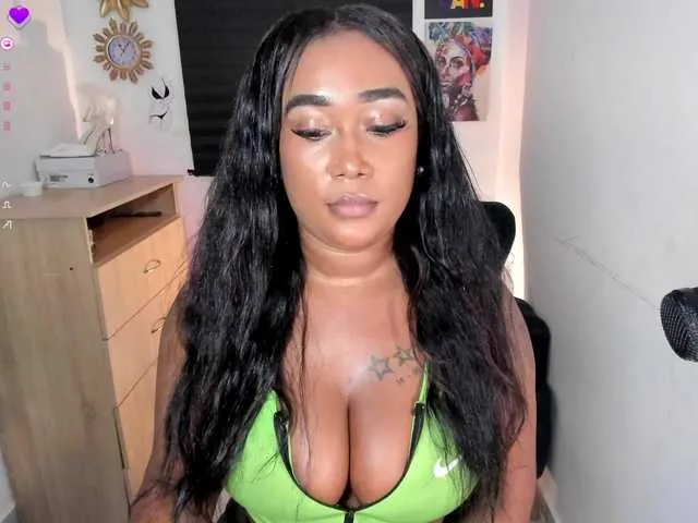 Live sex webcam photo for alessia20 #290558985