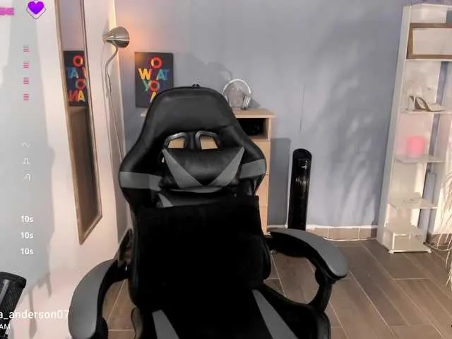 Live sex webcam photo for alessia20 #291209497