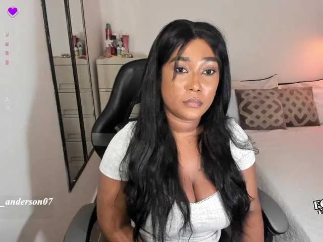 Live sex webcam photo for alessia20 #291668150