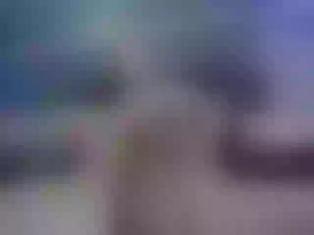 Live sex webcam photo for alex13hot1 #290250698