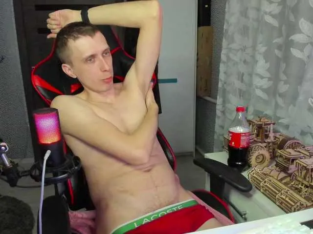 Live sex webcam photo for alex13hot1 #290739702