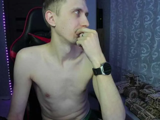 Live sex webcam photo for alex13hot1 #290872755