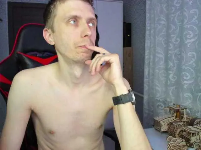 Live sex webcam photo for alex13hot1 #291038103